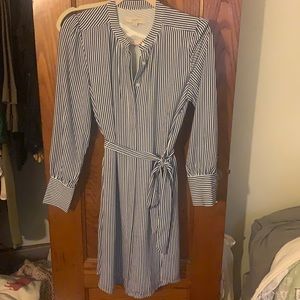 Casual dress perfect for office job